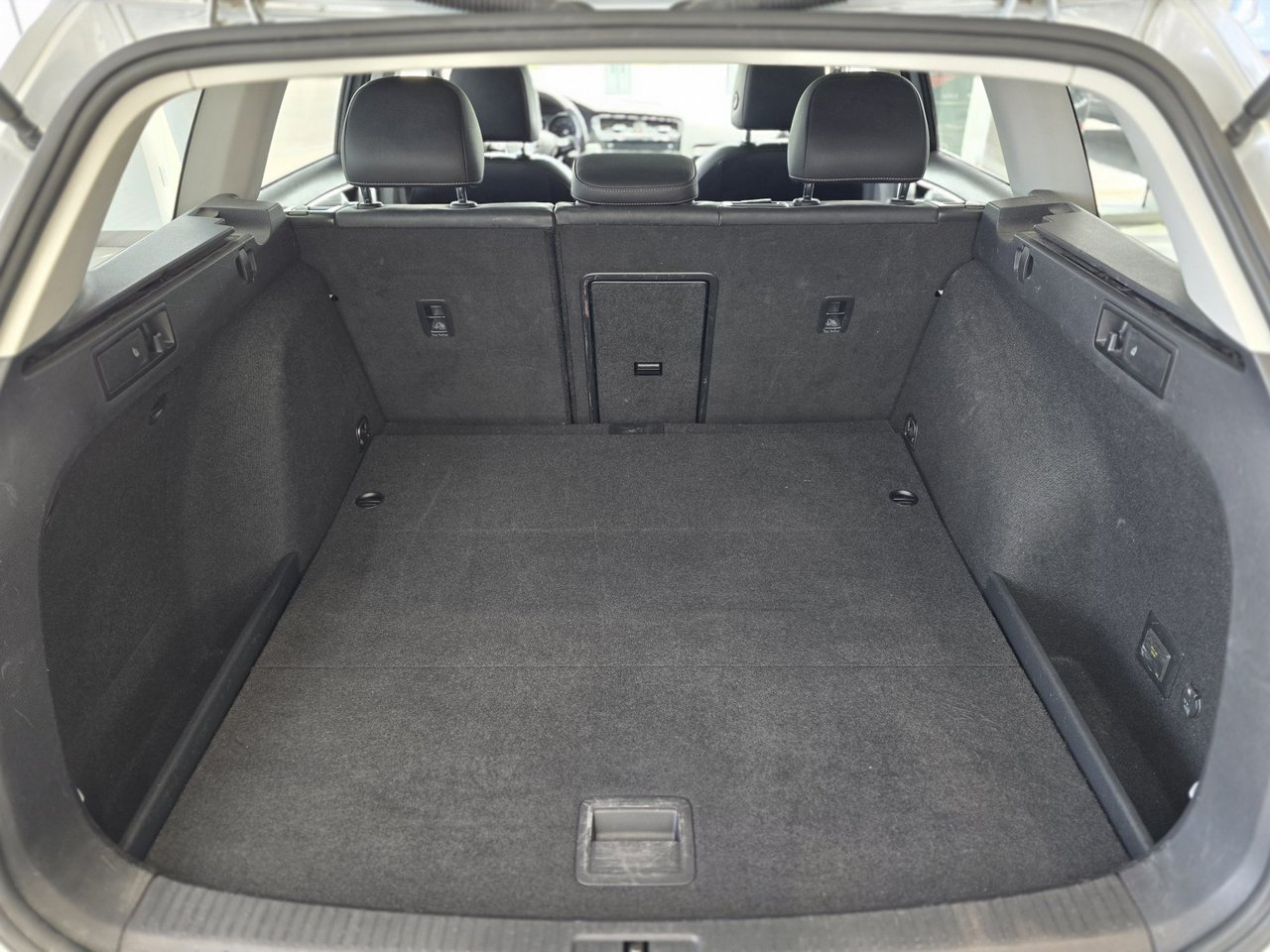 2019 Volkswagen GOLF ALLTRACK Execline TOIT | CUIR | PHARE LED | JANTES 18'' Execline TOIT | CUIR | PHARE LED | JANTES 18''