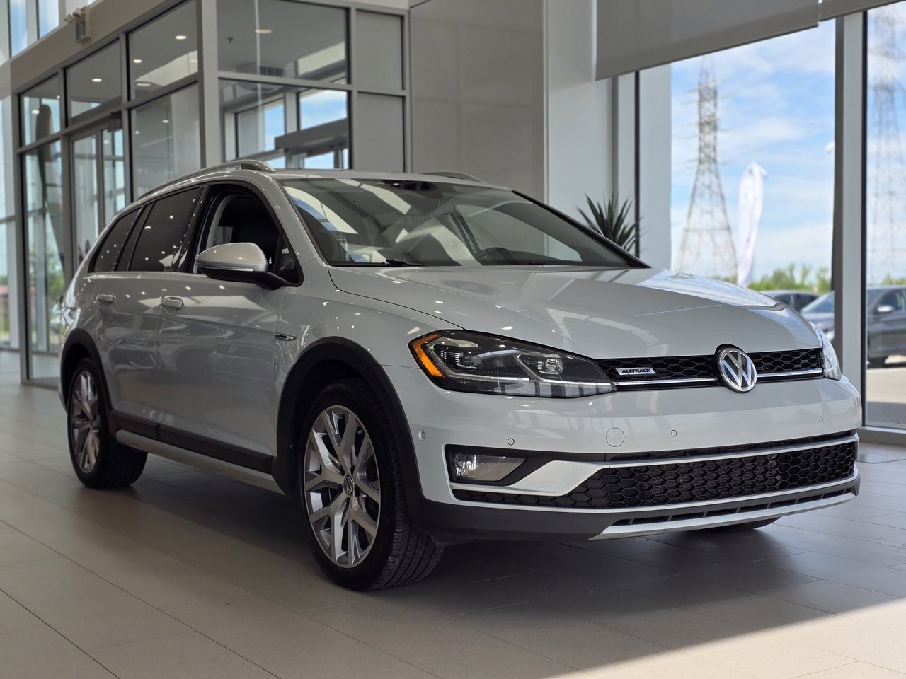 2019 Volkswagen GOLF ALLTRACK Execline TOIT | CUIR | PHARE LED | JANTES 18'' Execline TOIT | CUIR | PHARE LED | JANTES 18''