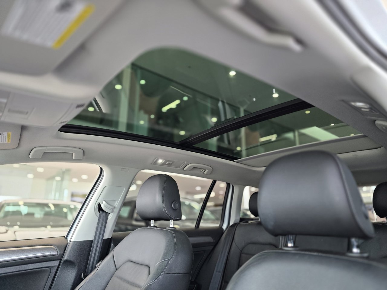 2019 Volkswagen GOLF ALLTRACK Execline TOIT | CUIR | PHARE LED | JANTES 18'' Execline TOIT | CUIR | PHARE LED | JANTES 18''