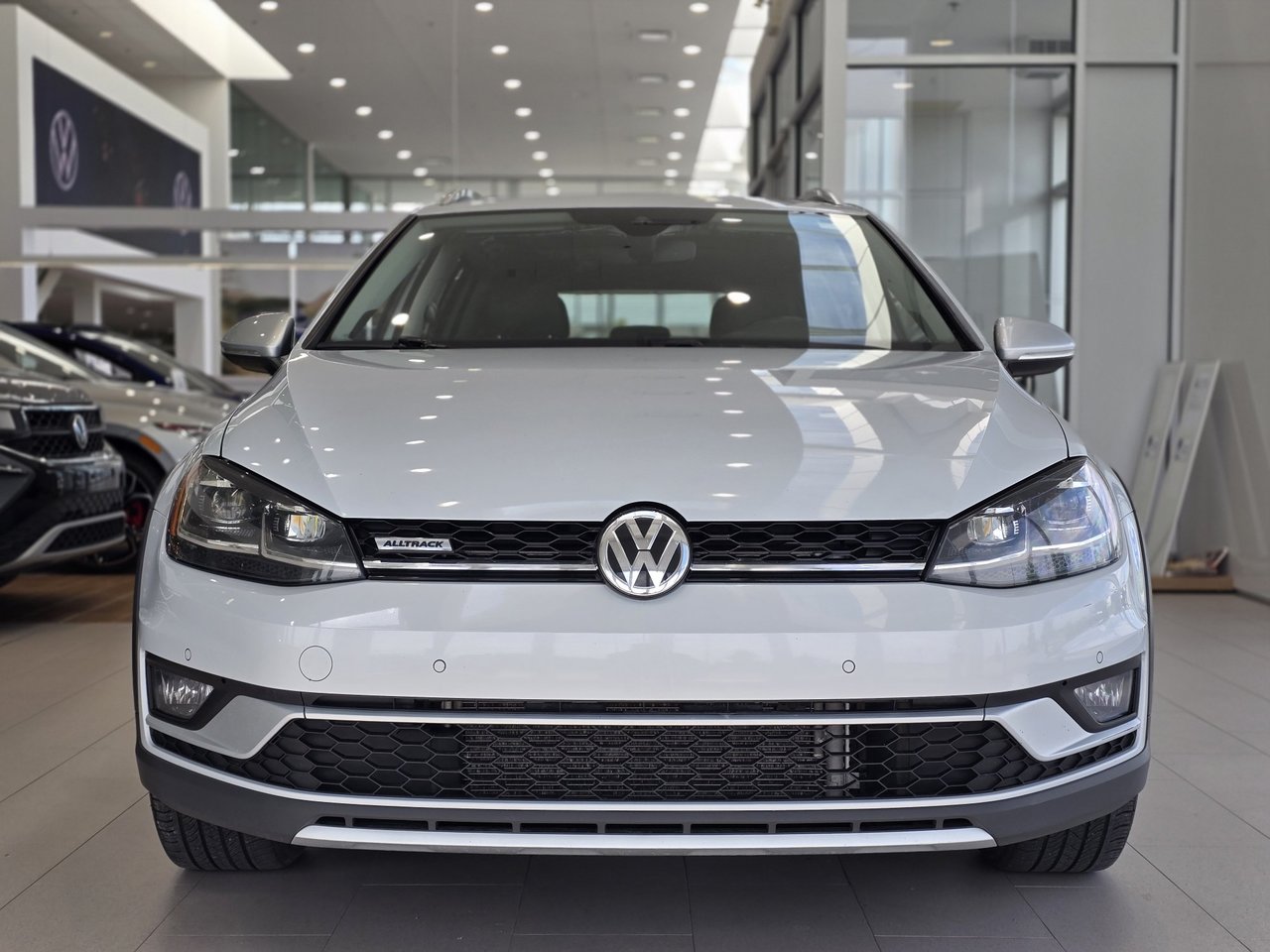 2019 Volkswagen GOLF ALLTRACK Execline TOIT | CUIR | PHARE LED | JANTES 18'' Execline TOIT | CUIR | PHARE LED | JANTES 18''