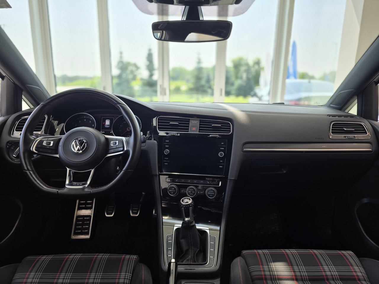 2019 Volkswagen Golf GTI 228HP | CARPLAY | CAMÉRA | BLUETOOTH | BAS KM!! 228HP | CARPLAY | CAMÉRA | BLUETOOTH | BAS KM!!