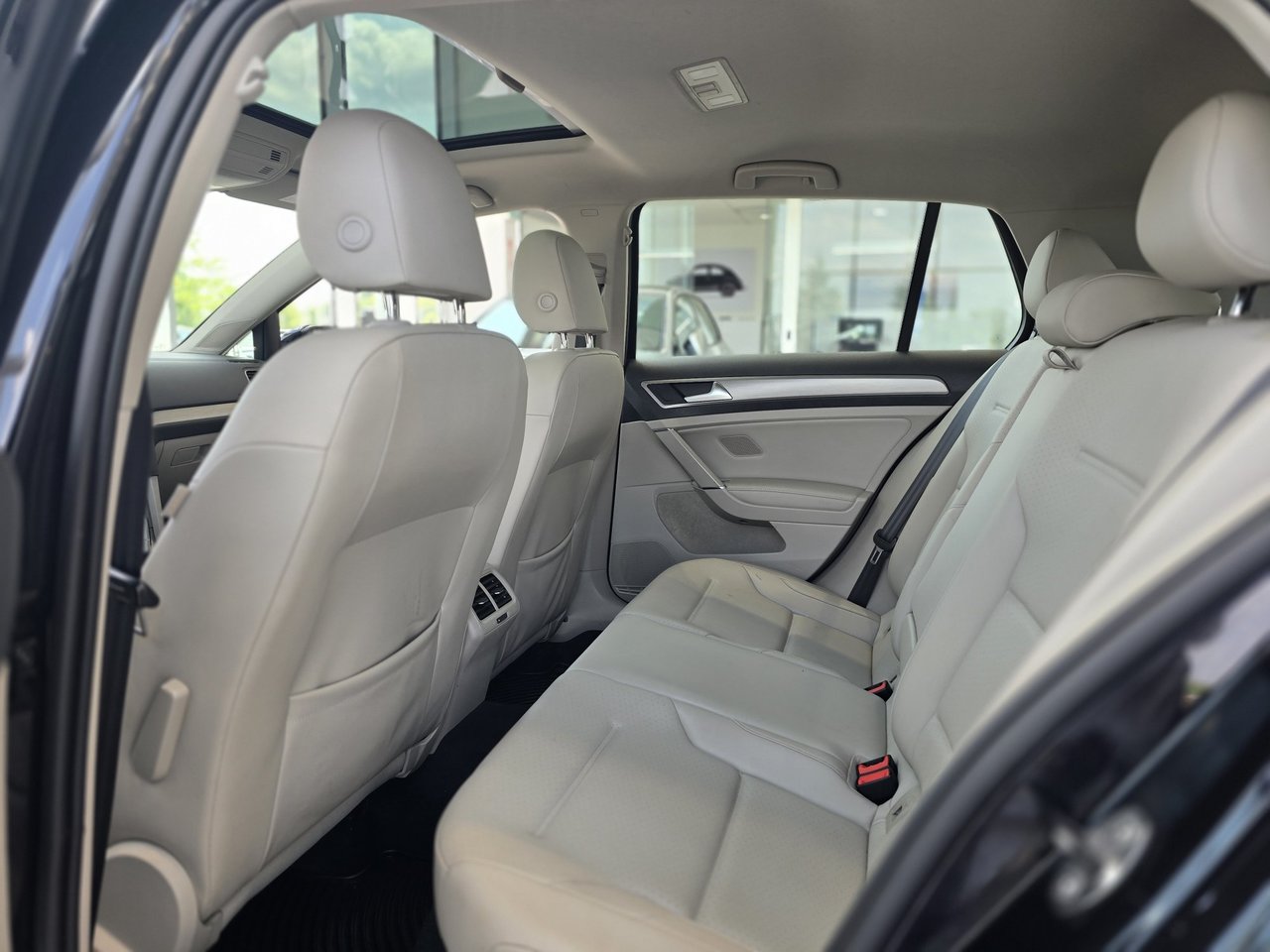 2017 Volkswagen Golf Comfortline TOIT | CUIR | CAMÉRA | CARPLAY | +++ Comfortline TOIT | CUIR | CAMÉRA | CARPLAY | +++