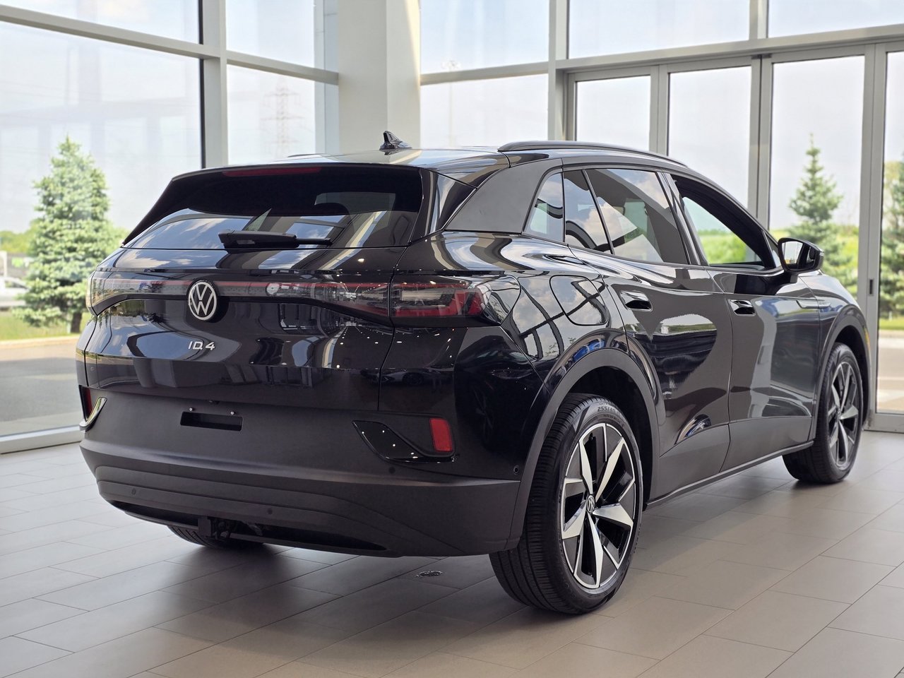 Volkswagen ID.4 Pro S AWD | TOIT PANO | THERMOPOMPE | CUIR | +++ 2024 Pro S AWD | TOIT PANO | THERMOPOMPE | CUIR | +++