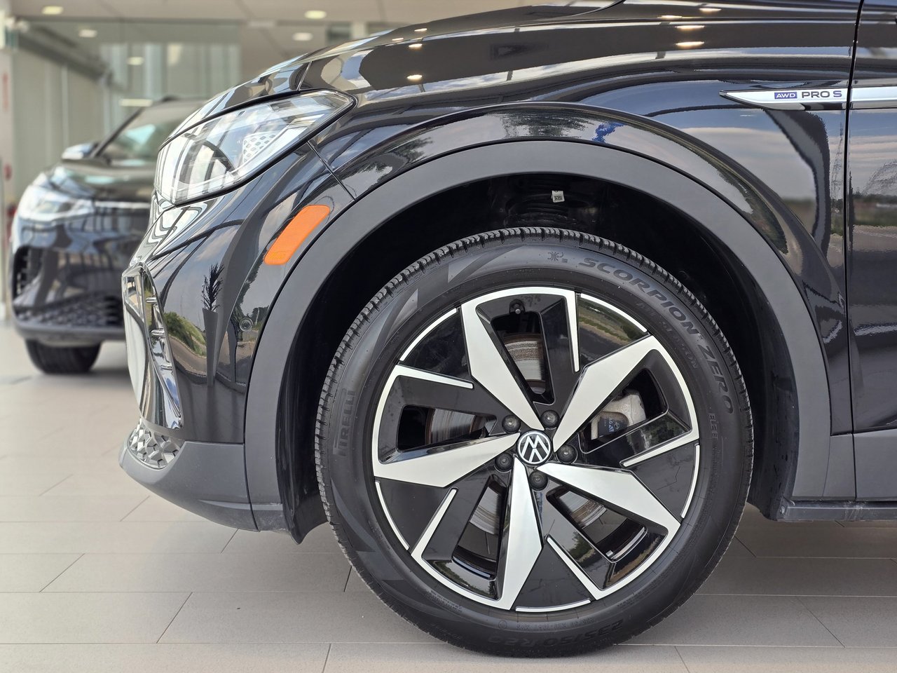 Volkswagen ID.4 Pro S AWD | TOIT PANO | THERMOPOMPE | CUIR | +++ 2024 Pro S AWD | TOIT PANO | THERMOPOMPE | CUIR | +++