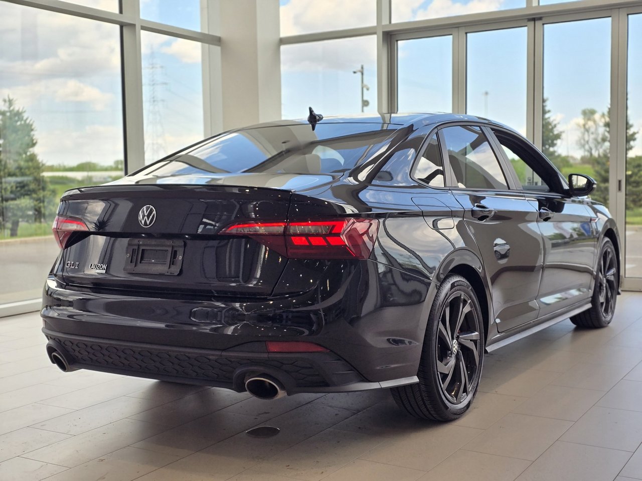 2024 Volkswagen Jetta GLI DSG | TOIT | CUIR | NAV | CARPLAY | BAS KM!! DSG | TOIT | CUIR | NAV | CARPLAY | BAS KM!!