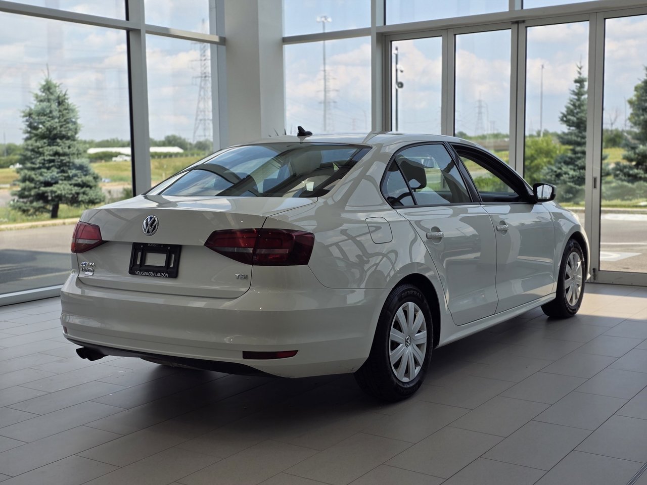 2017 Volkswagen Jetta Trendline+ AUTOMATIQUE | CLEAN CARFAX | BAS PRIX!! Trendline+ AUTOMATIQUE | CLEAN CARFAX | BAS PRIX!!