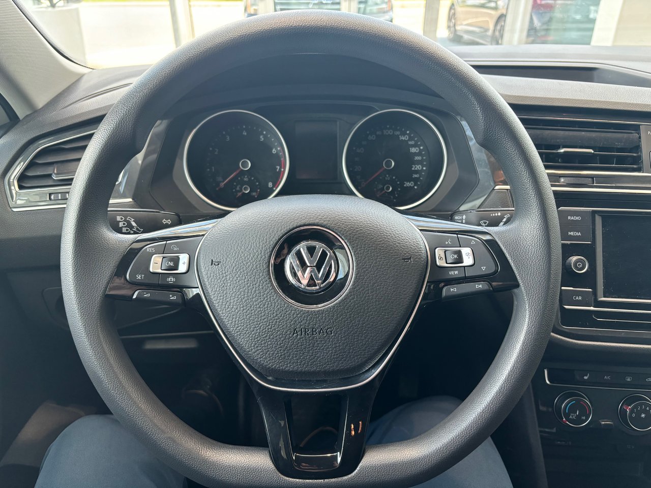 Volkswagen Tiguan Trendline 4MOTION | CARPLAY | CAMÉRA | BLUETOOTH 2019 Trendline 4MOTION | CARPLAY | CAMÉRA | BLUETOOTH