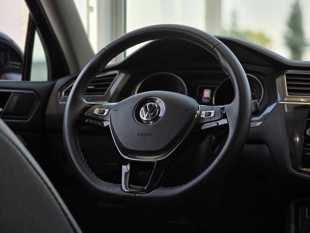 Volkswagen Tiguan Comfortline CUIR 2 TONS | CARPLAY | CAMÉRA | +++ 2021 Comfortline CUIR 2 TONS | CARPLAY | CAMÉRA | +++