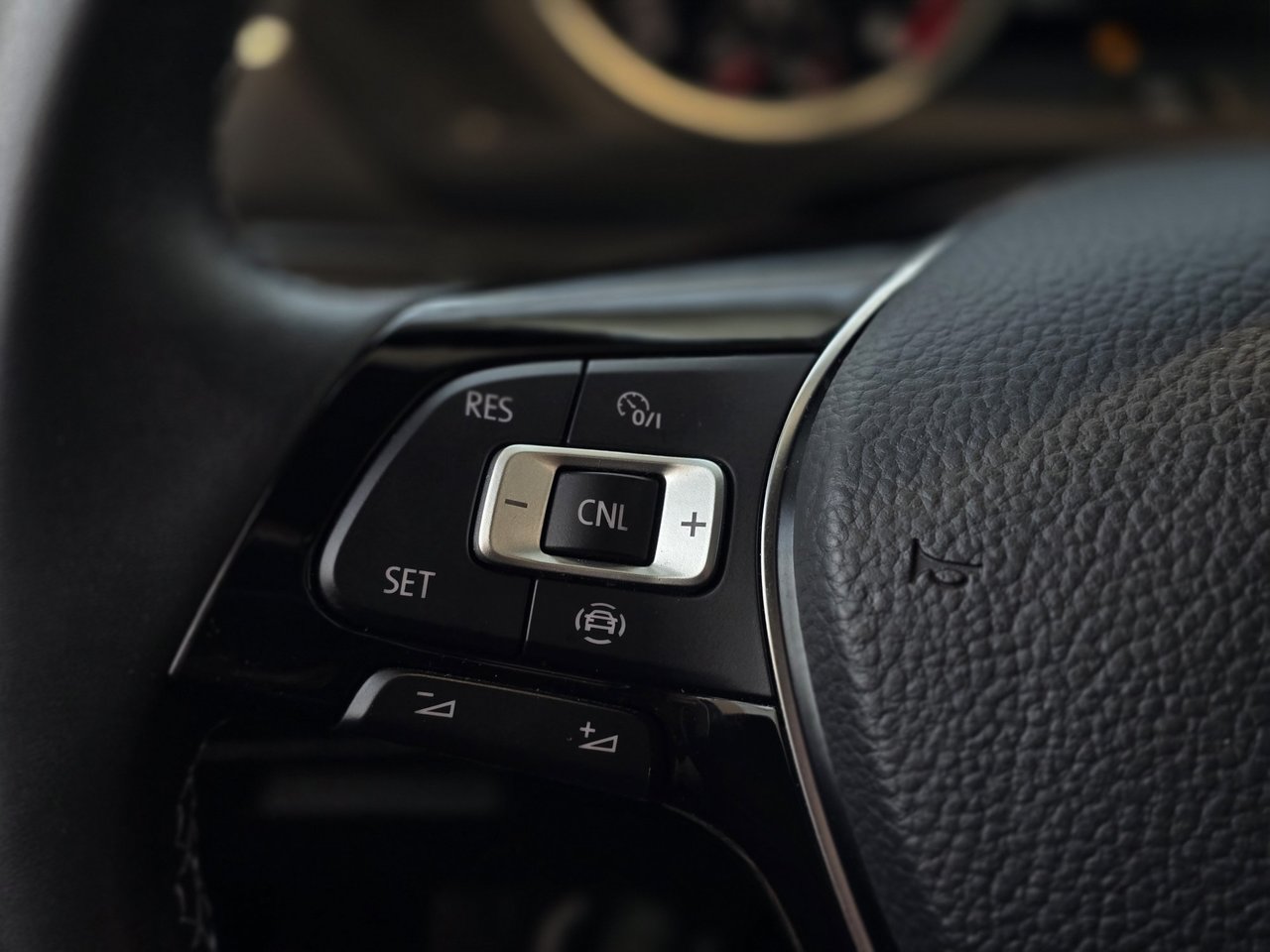 Volkswagen Tiguan Comfortline CUIR 2 TONS | CARPLAY | CAMÉRA | +++ 2021 Comfortline CUIR 2 TONS | CARPLAY | CAMÉRA | +++