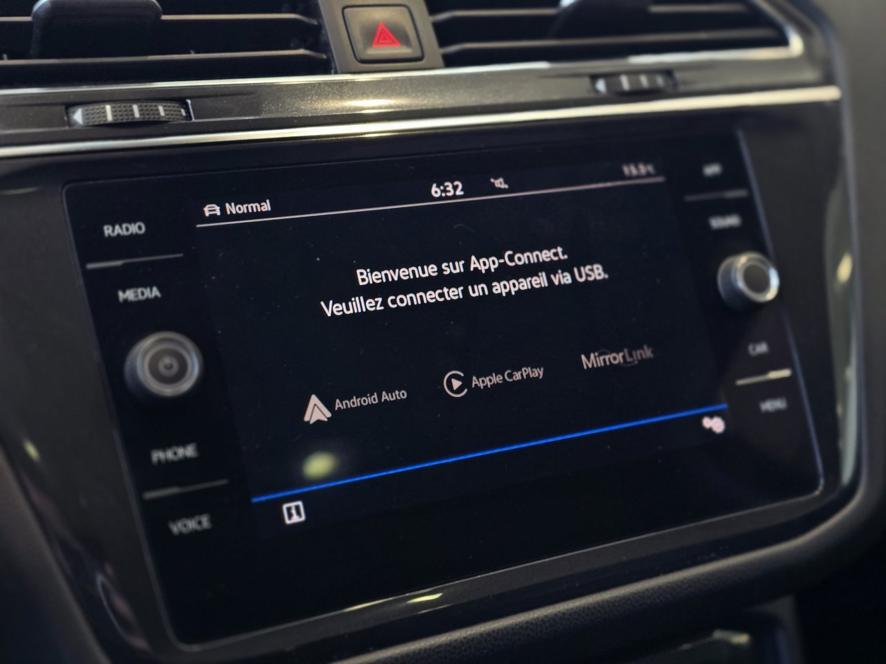 2022 Volkswagen Tiguan Comfortline TOIT | CUIR | CARPLAY | CAM | BAS KM Comfortline TOIT | CUIR | CARPLAY | CAM | BAS KM