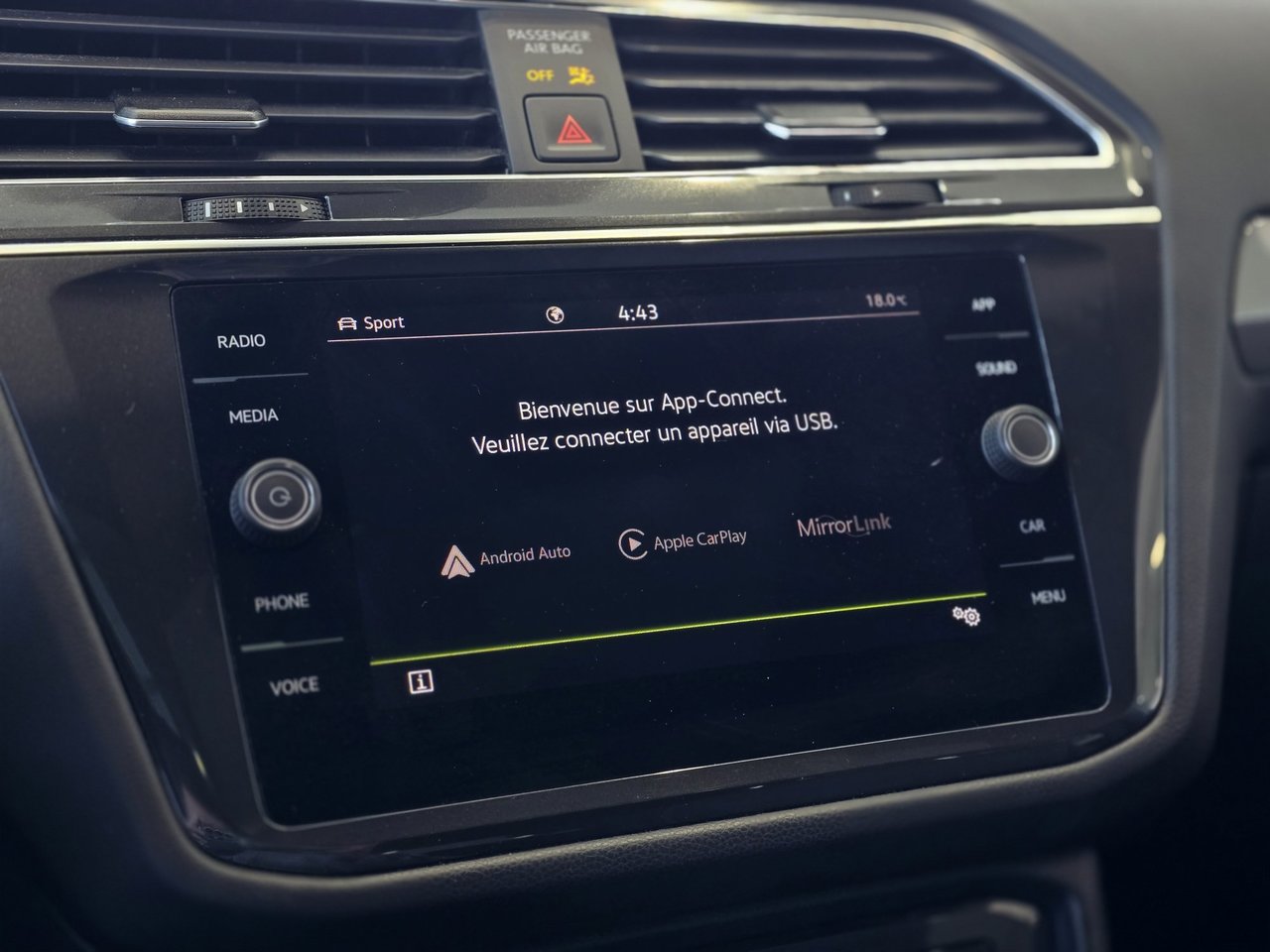 2022 Volkswagen Tiguan Comfortline R-Line Black Edition | PANO | CUIR Comfortline R-Line Black Edition | PANO | CUIR