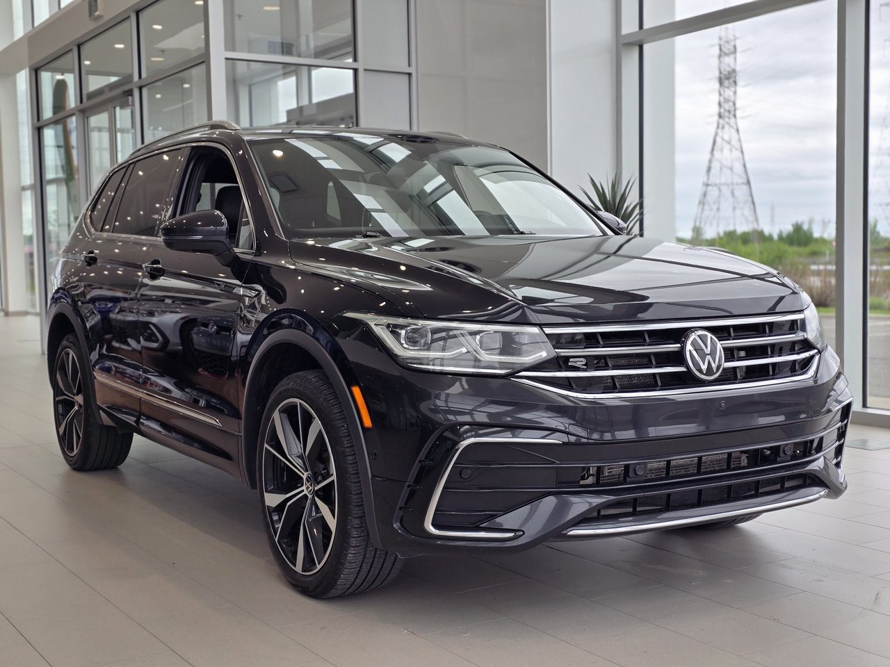 2022 Volkswagen Tiguan Highline R-Line | PANO | DÉMARREUR | CUIR | NAV Highline R-Line | PANO | DÉMARREUR | CUIR | NAV