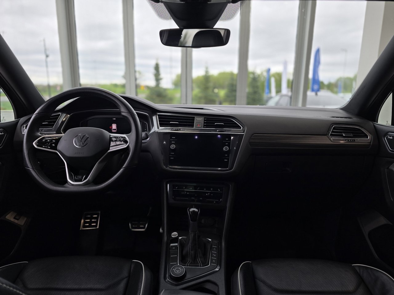 2022 Volkswagen Tiguan Highline R-Line | PANO | DÉMARREUR | CUIR | NAV Highline R-Line | PANO | DÉMARREUR | CUIR | NAV