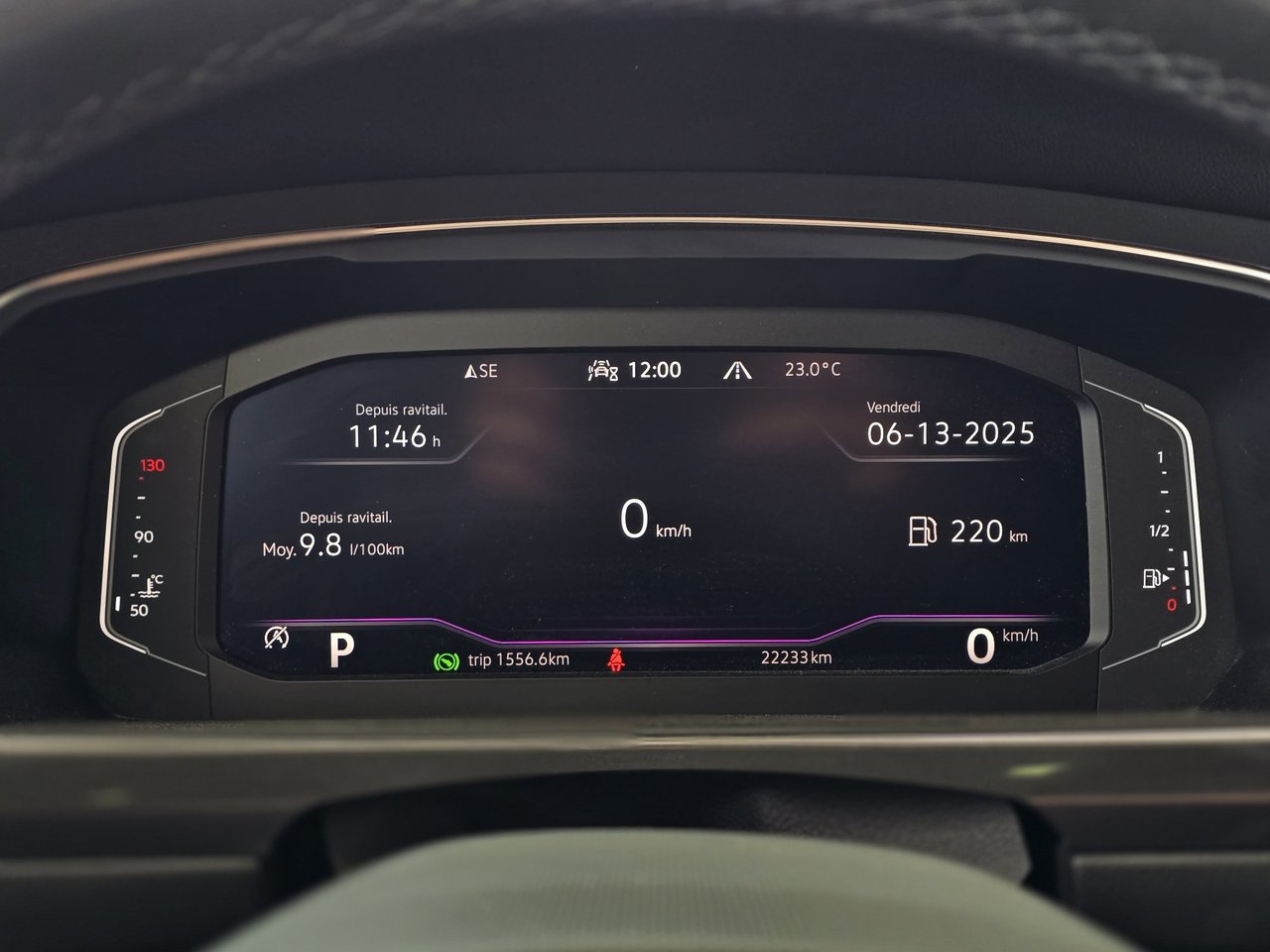 2024 Volkswagen Tiguan Comfortline R-Line Black Edition TOIT | CUIR | CAM Comfortline R-Line Black Edition TOIT | CUIR | CAM