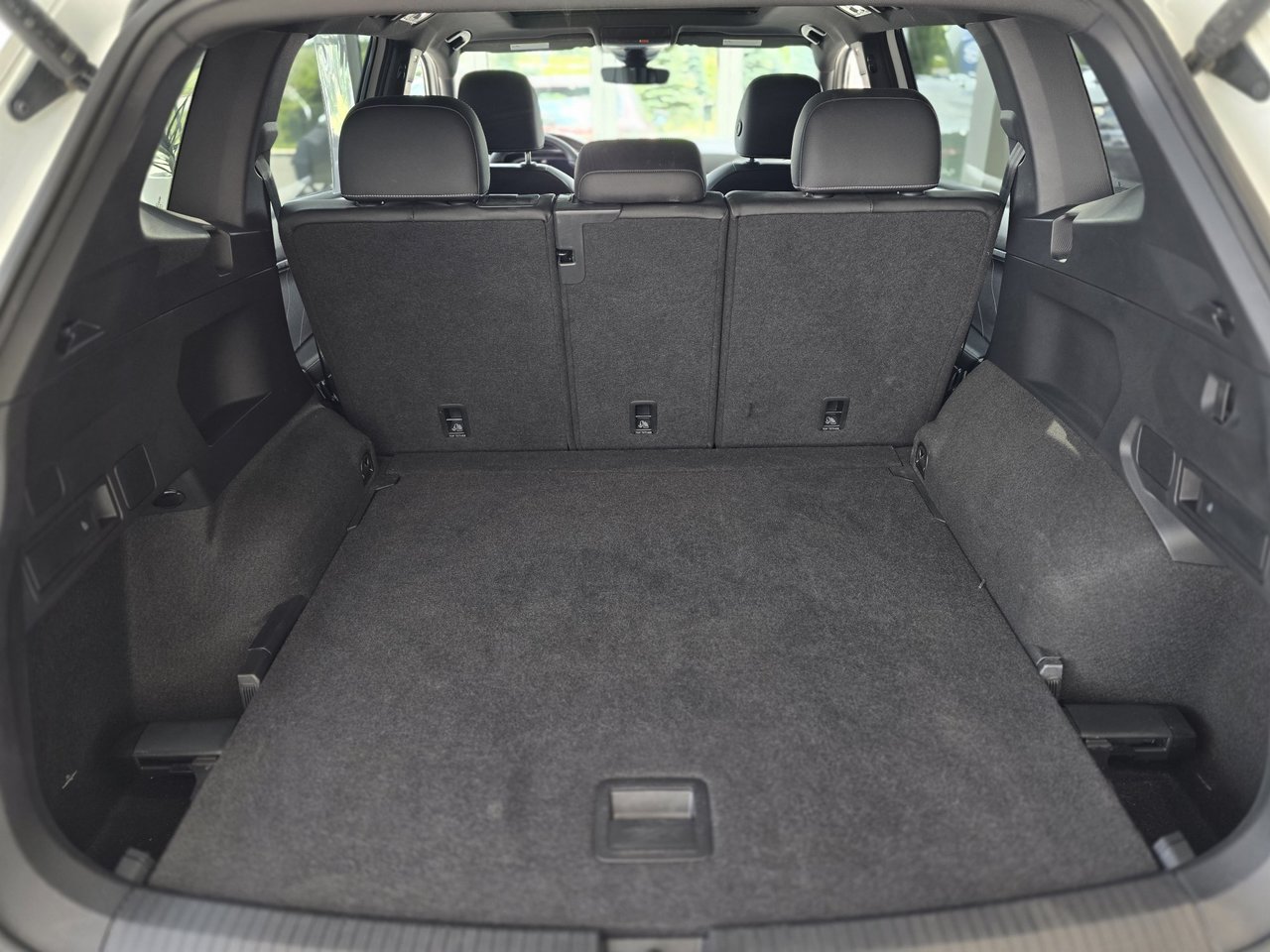 2024 Volkswagen Tiguan Comfortline R-Line Black Edition TOIT | CUIR | CAM Comfortline R-Line Black Edition TOIT | CUIR | CAM