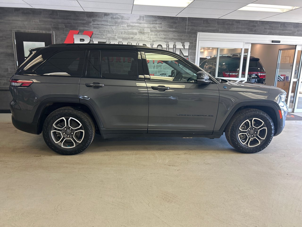 Jeep Grand Cherokee 2024