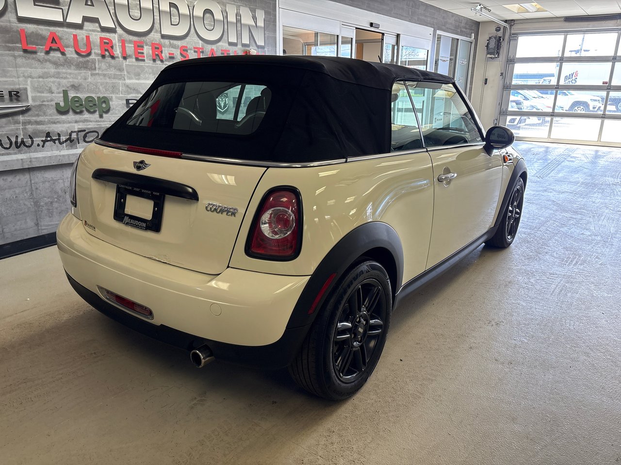 2013 MINI Cabriolet