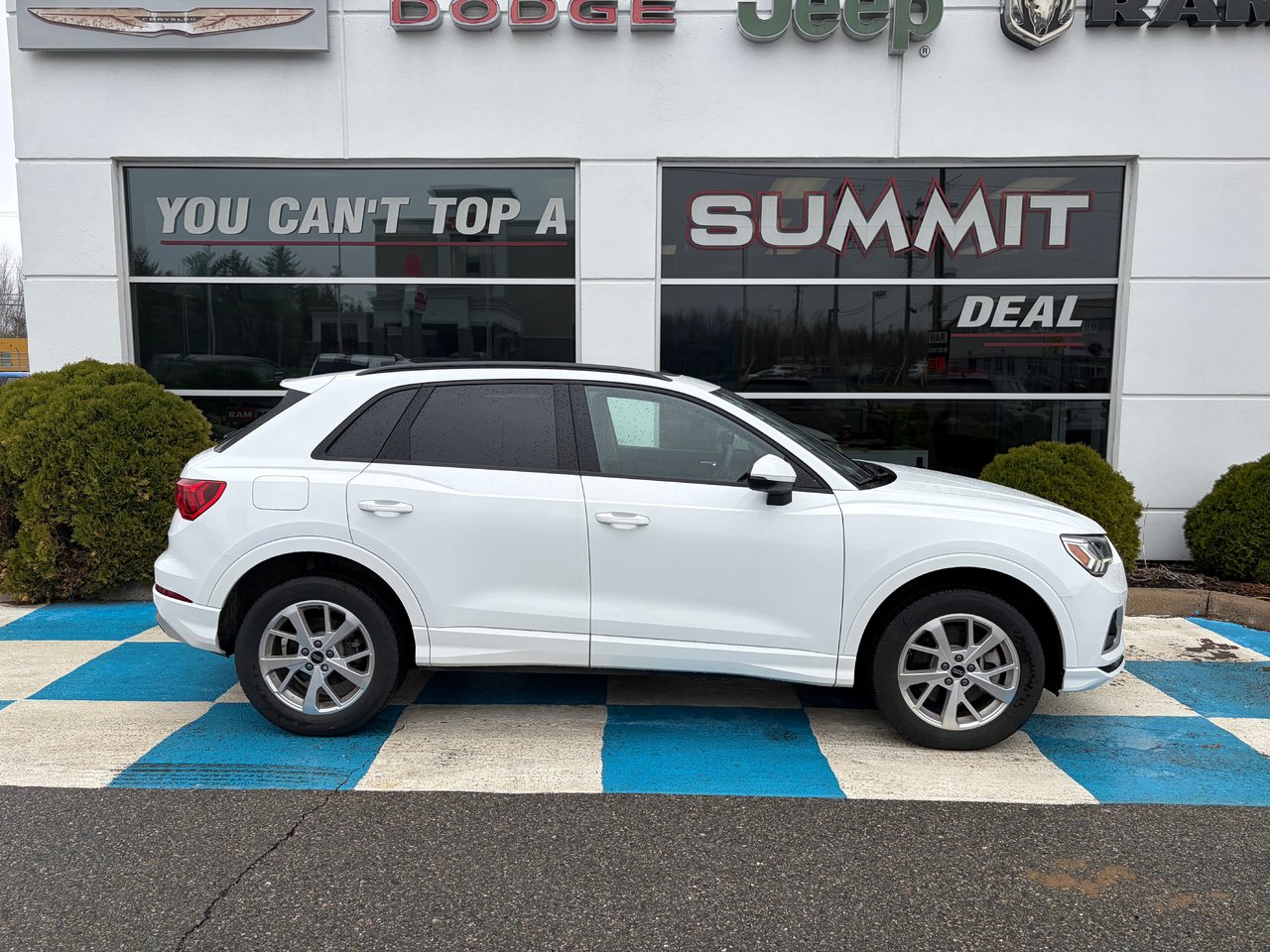 2025 Audi Q3 quattro 40 TFSI
