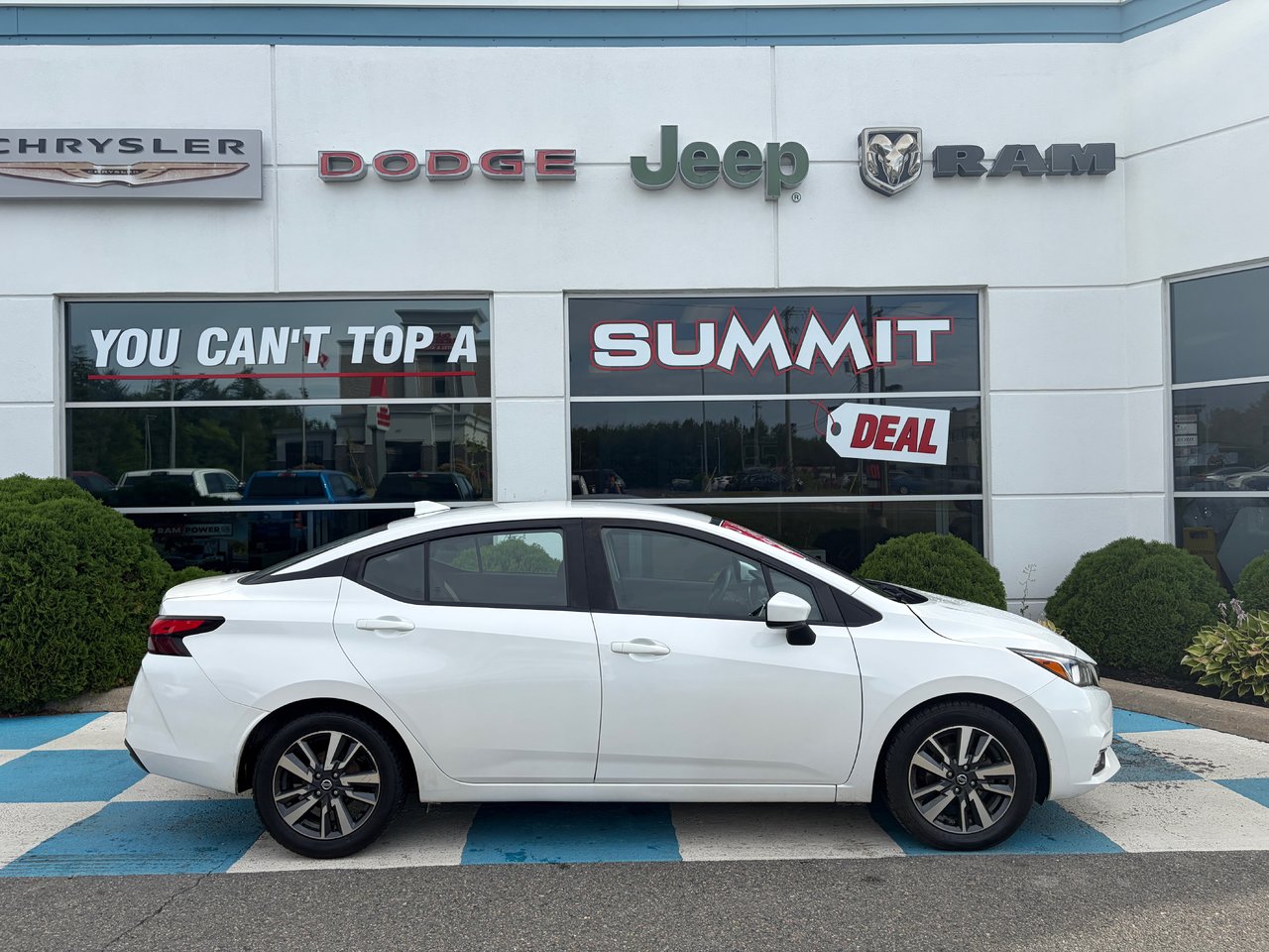 2022 Nissan Versa Sedan Front-Wheel Drive Continuously Variable Transmission