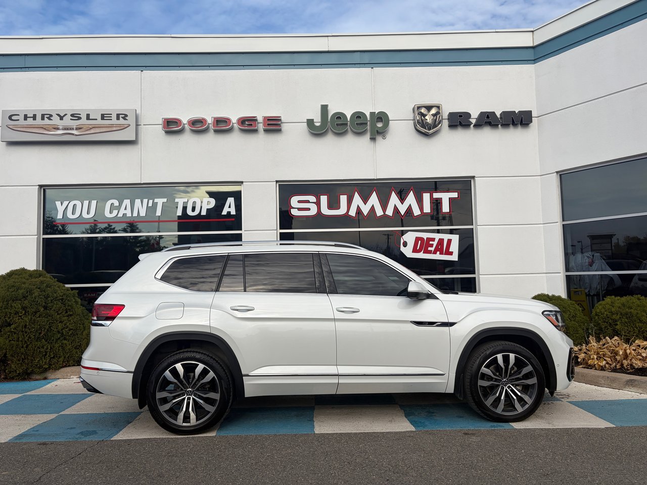 2023 Volkswagen Atlas SUV / Crossover 8-Speed Automatic