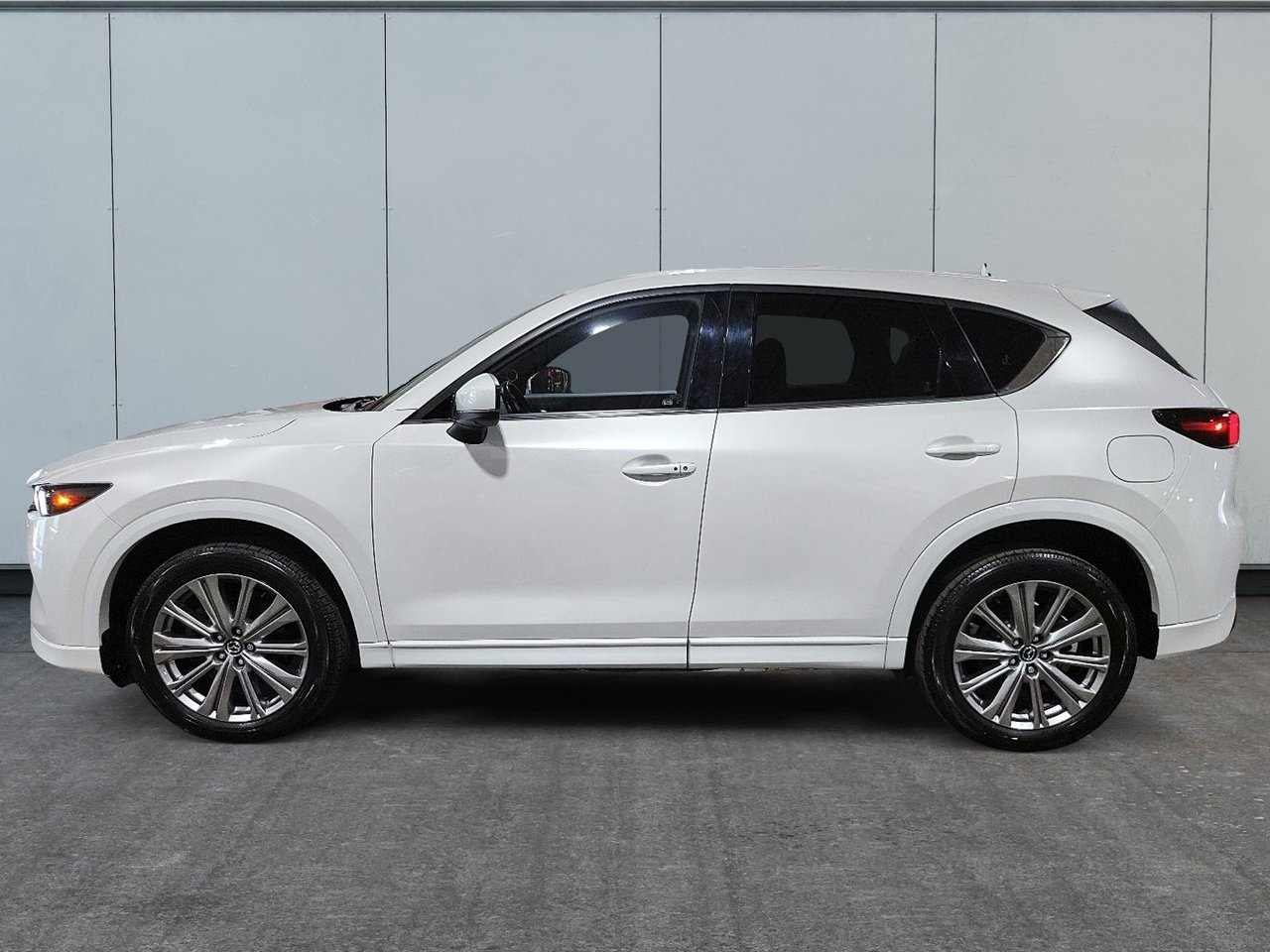 Mazda CX-5 Signature AWD 2023-4
