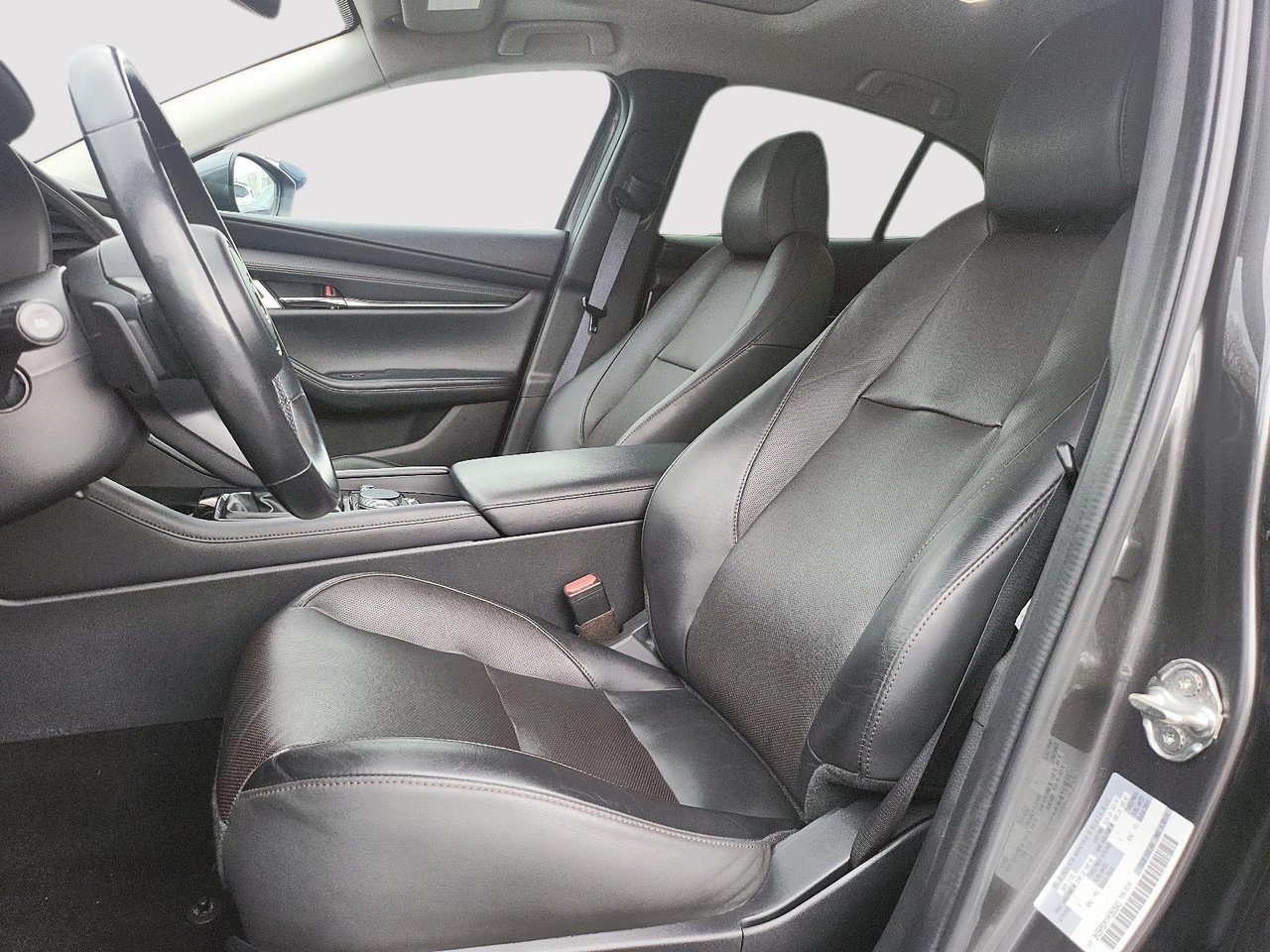 Mazda 3 GT AWD 2023-8