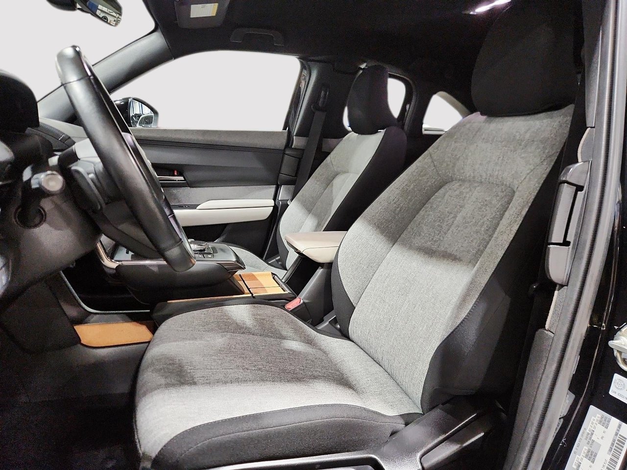 Mazda MX-30 EV GS 2023-8