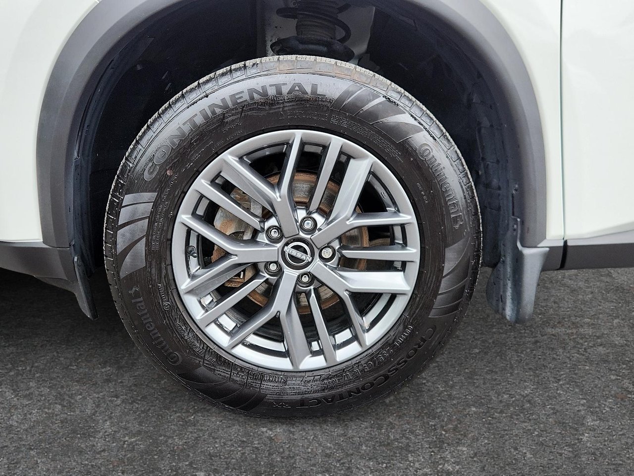 2023 Nissan Rogue S-6