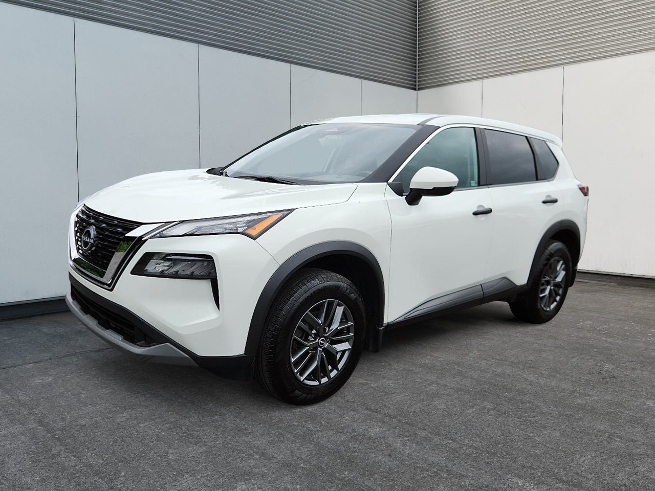 2023 Nissan Rogue S-0