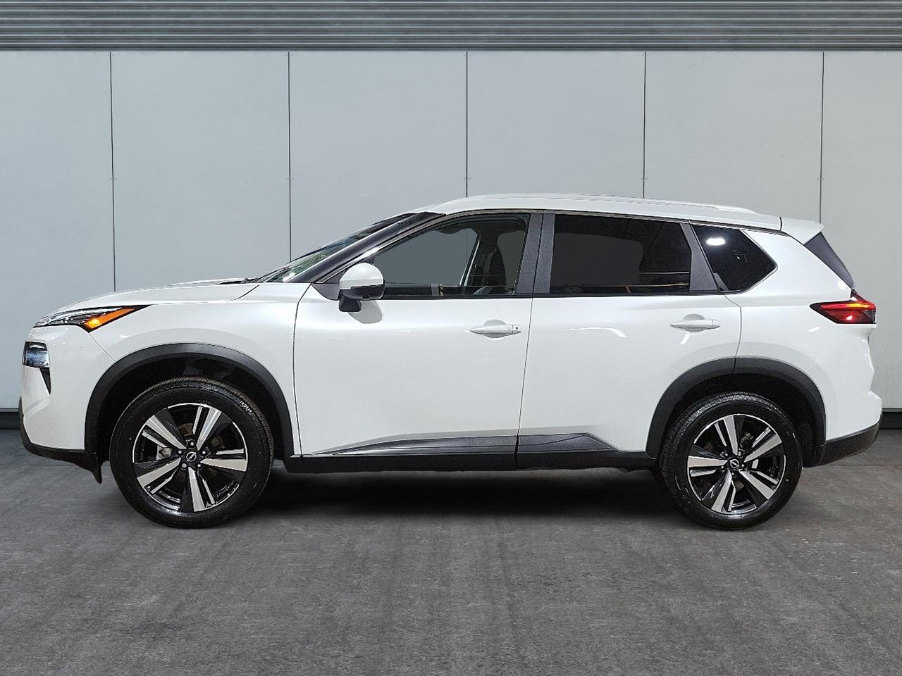 2024 Nissan Rogue SV Moonroof AWD-4