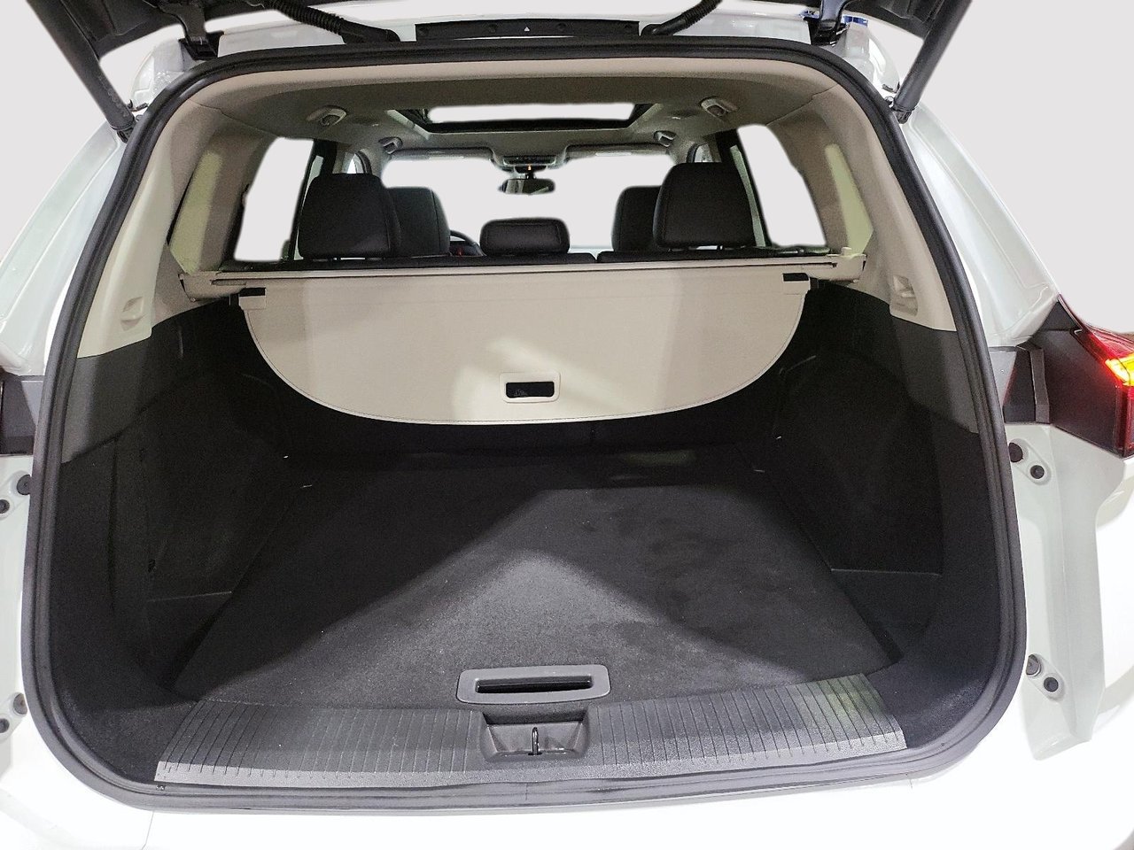 2024 Nissan Rogue SV Moonroof AWD-5