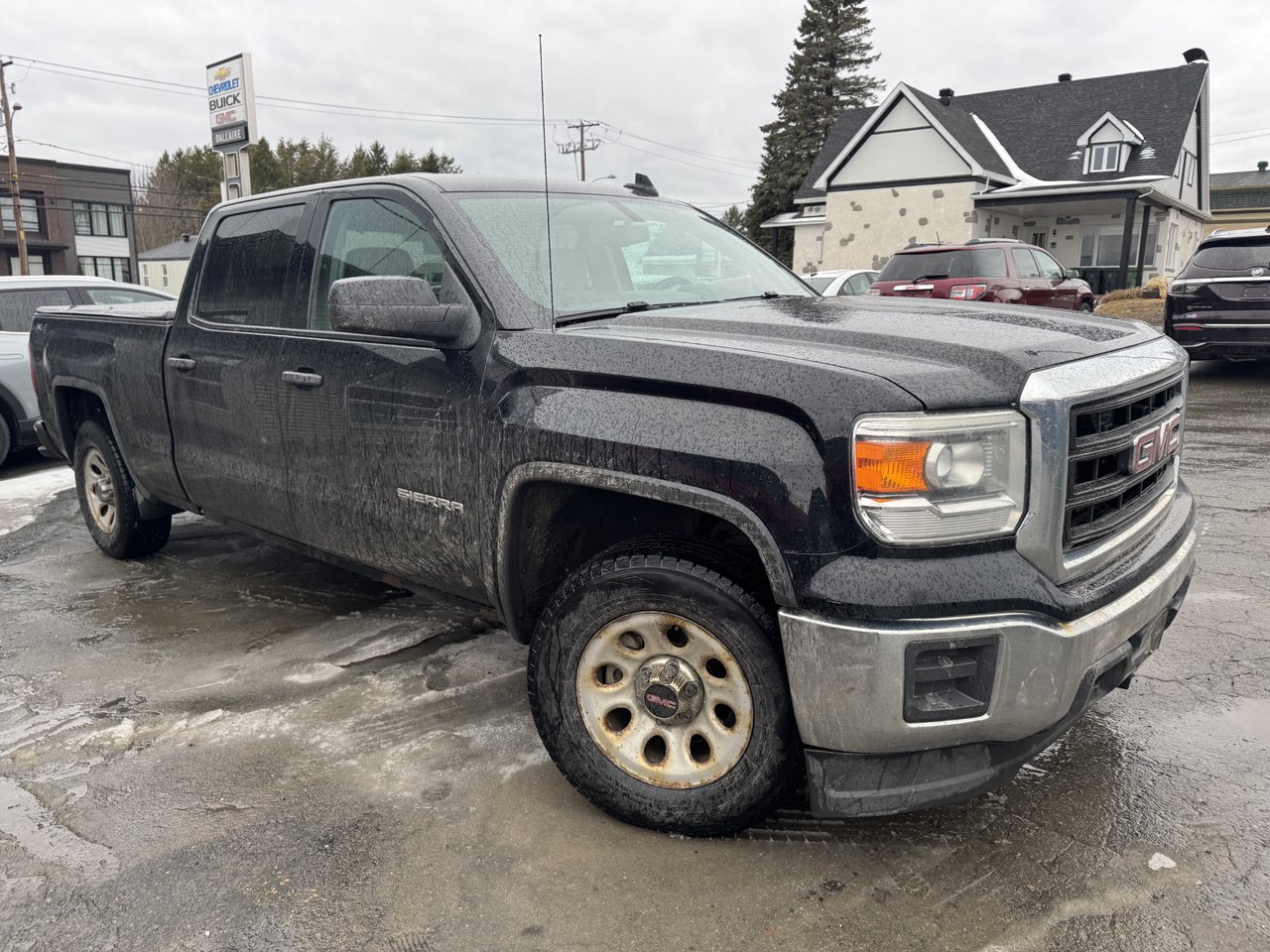 2015 GMC Sierra 1500 Base Crew Cab 4WD