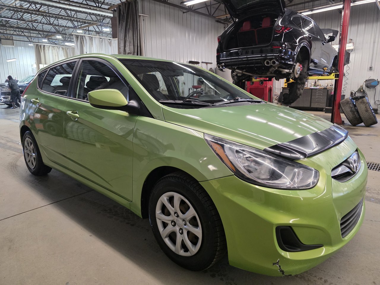 Hyundai Accent 2012