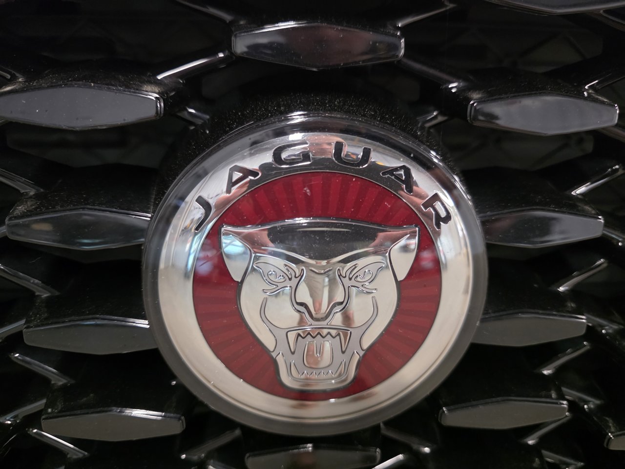 Jaguar F-PACE 2023