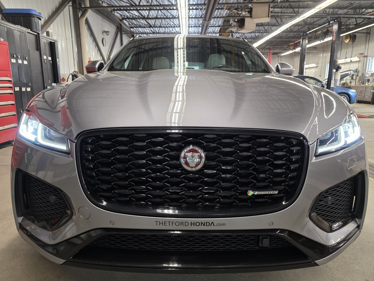 Jaguar F-PACE 2023