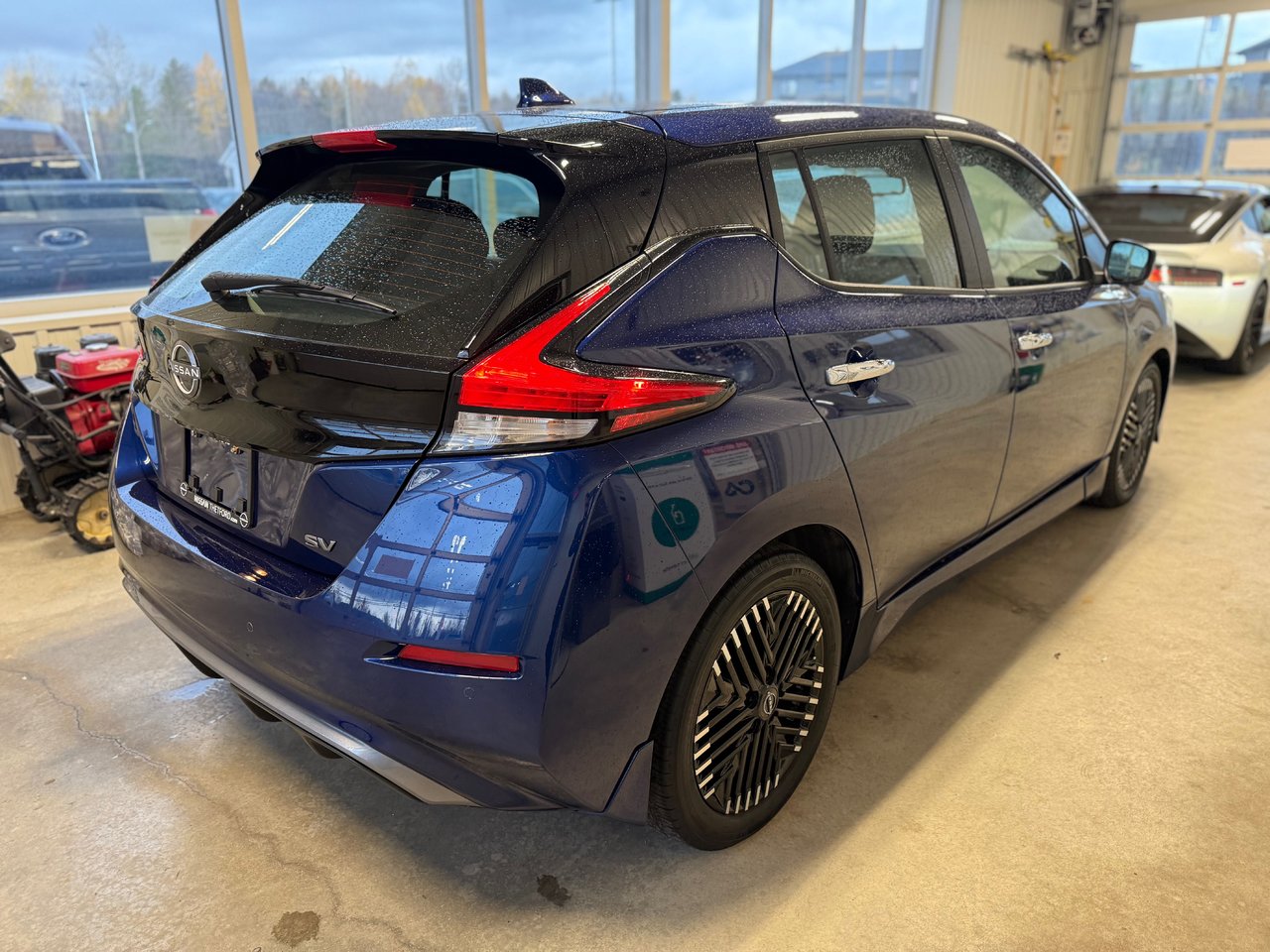 Nissan LEAF 2023