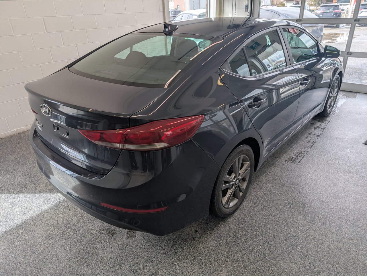 Hyundai Elantra 2017