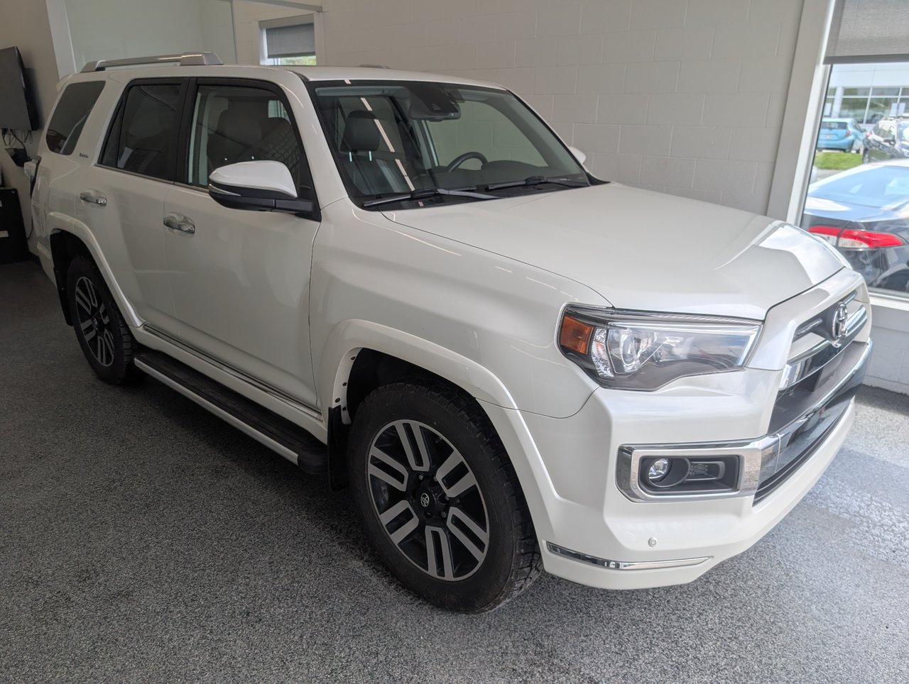 White 2021 Toyota 4Runner Limited 4WD SUV / Crossover All-Wheel Drive Automatic