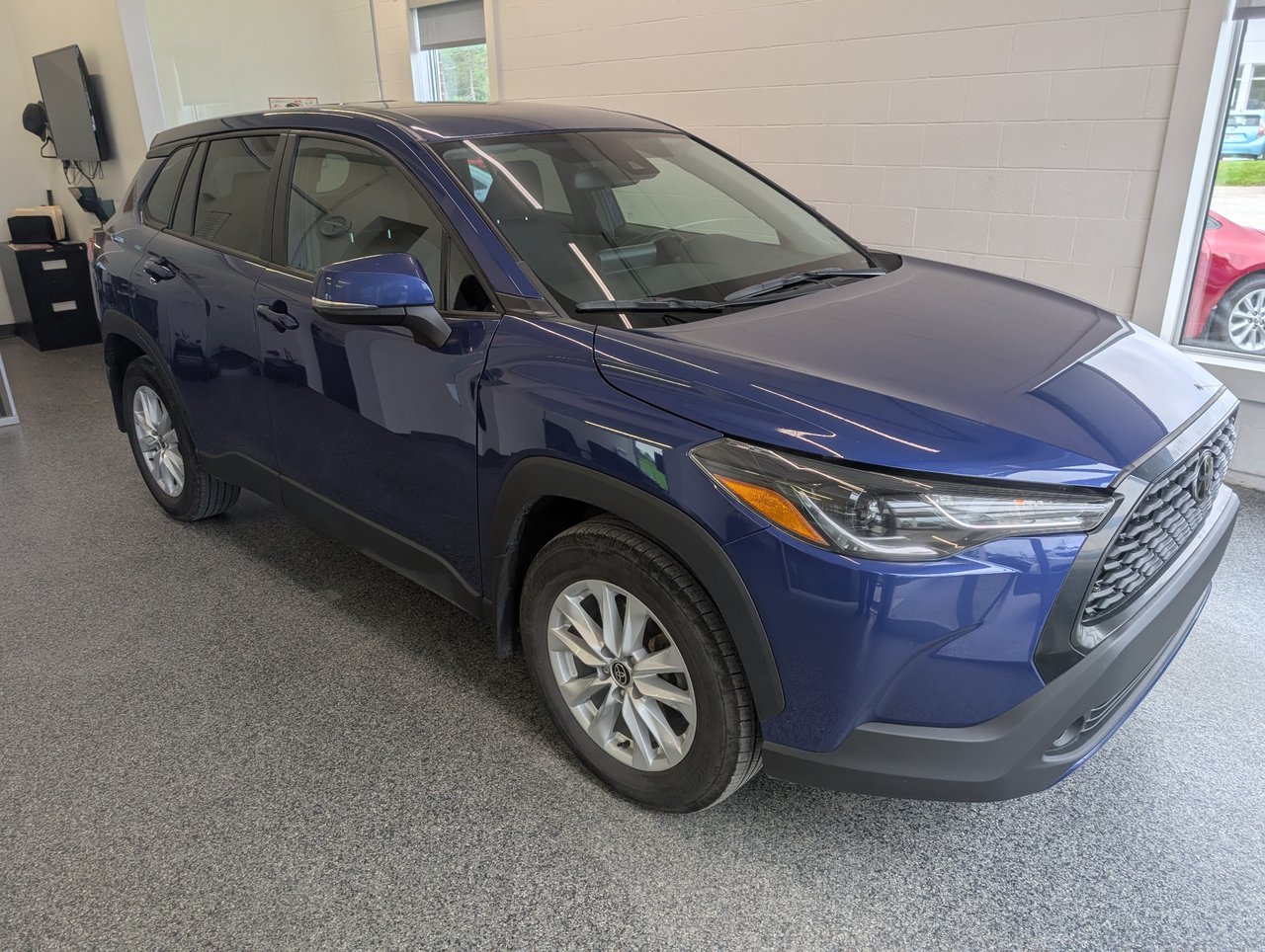 Blue 2022 Toyota Corolla Cross LE AWD SUV / Crossover All-Wheel Drive Continuously Variable Transmission