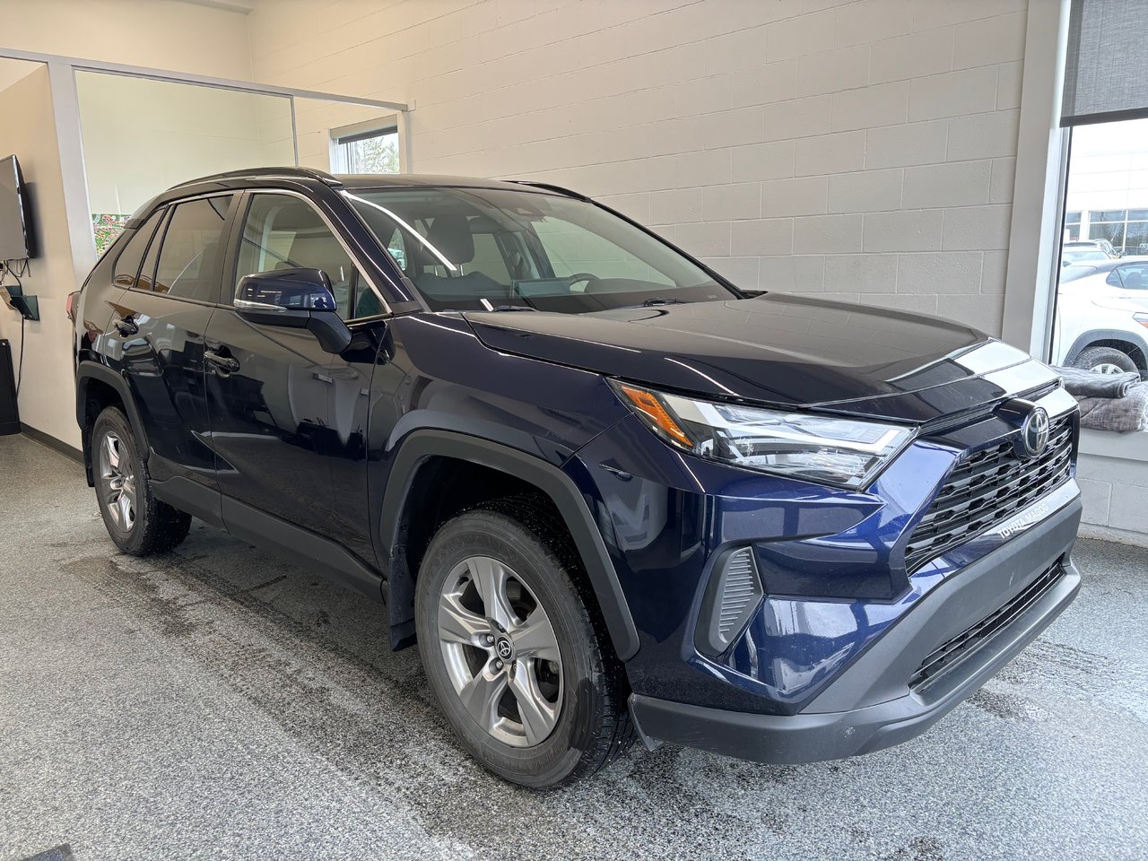 2023 Toyota RAV4 XLE AWD