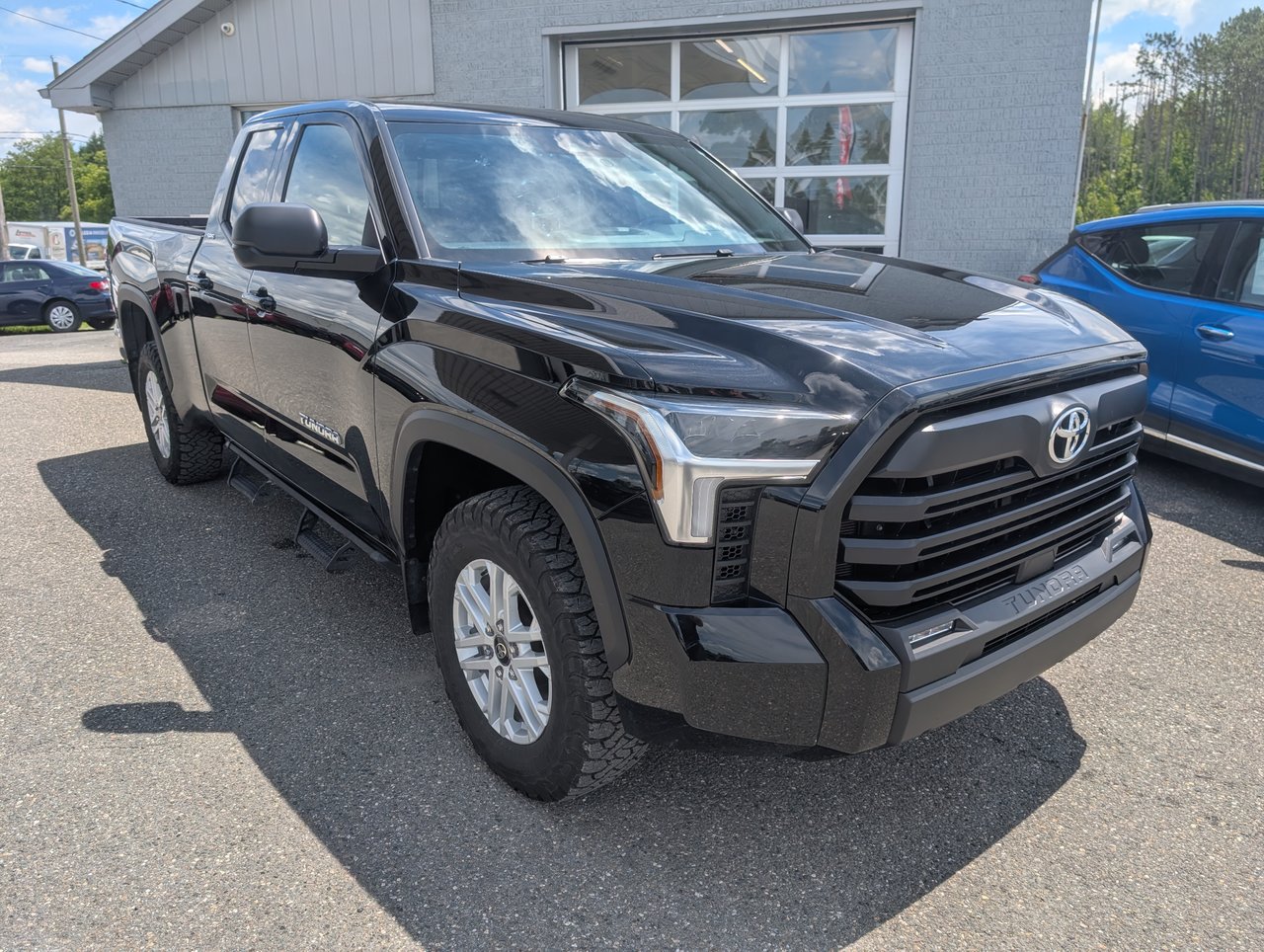 2025 Toyota Tundra SR5 Double Cab 4WD