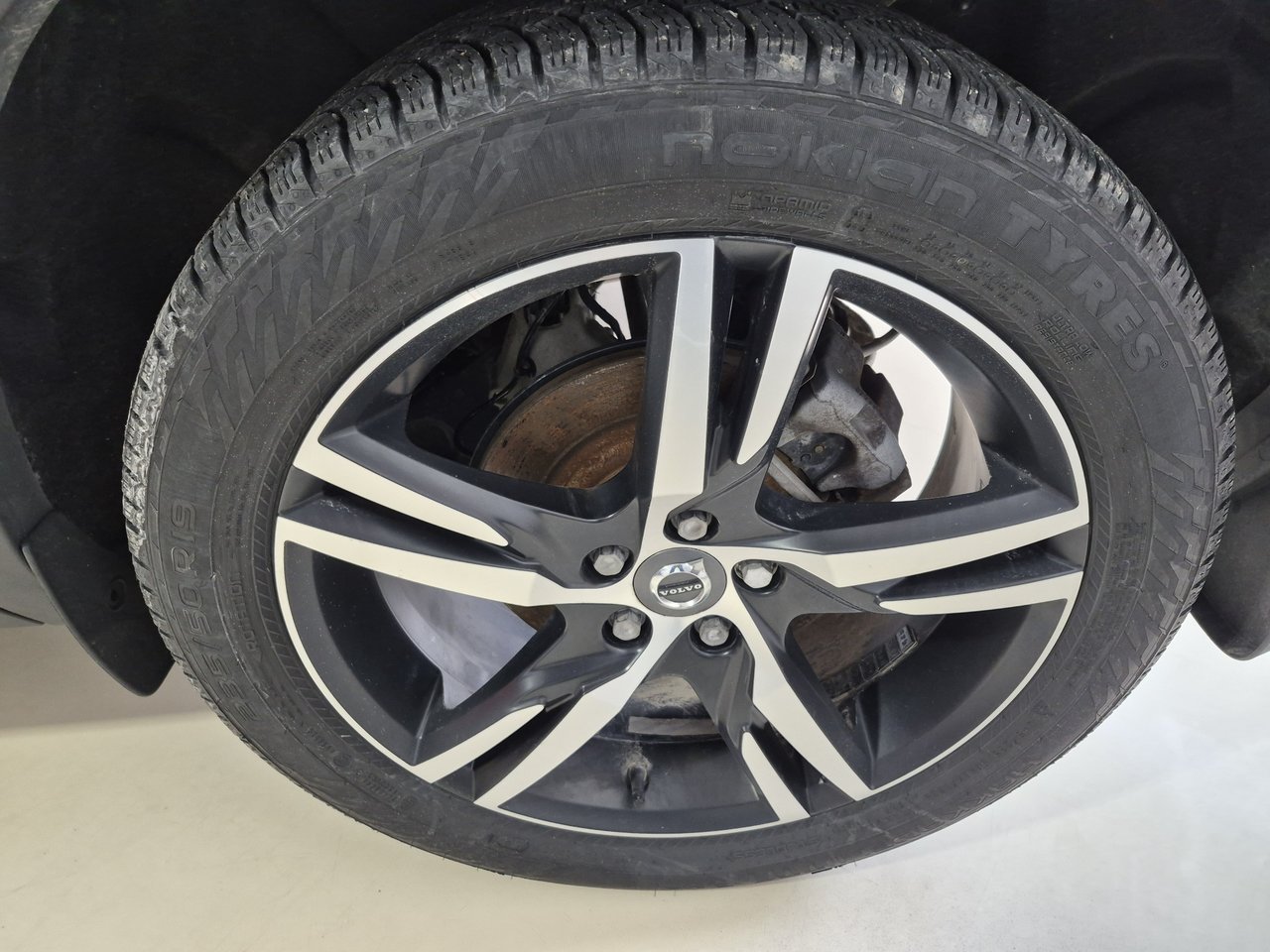 2022 Volvo XC40 R-DESIGN-6