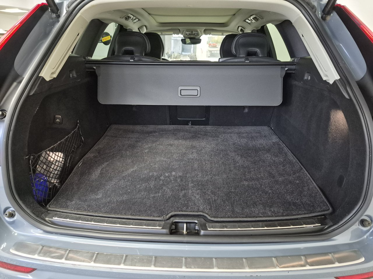 2023 Volvo XC60 RECHARGE PLUS BRIGHT THEME-4