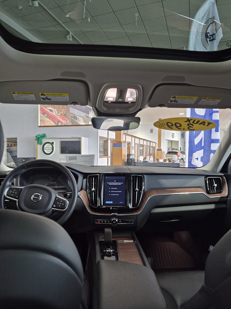 2022 Volvo XC60 INSCRIPTION EXPRESSION-18