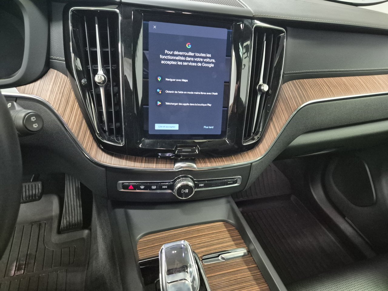 2023 Volvo XC60 ULTIMATE BRIGHT THEME-11