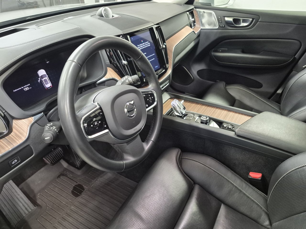 2023 Volvo XC60 ULTIMATE BRIGHT THEME-8