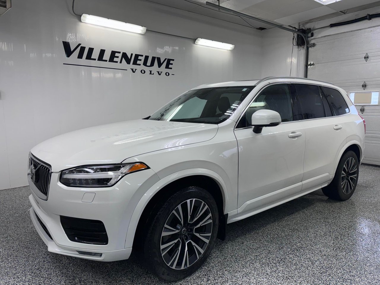 Volvo XC90 T6 AWD Momentum (7-Seat) 2020-0