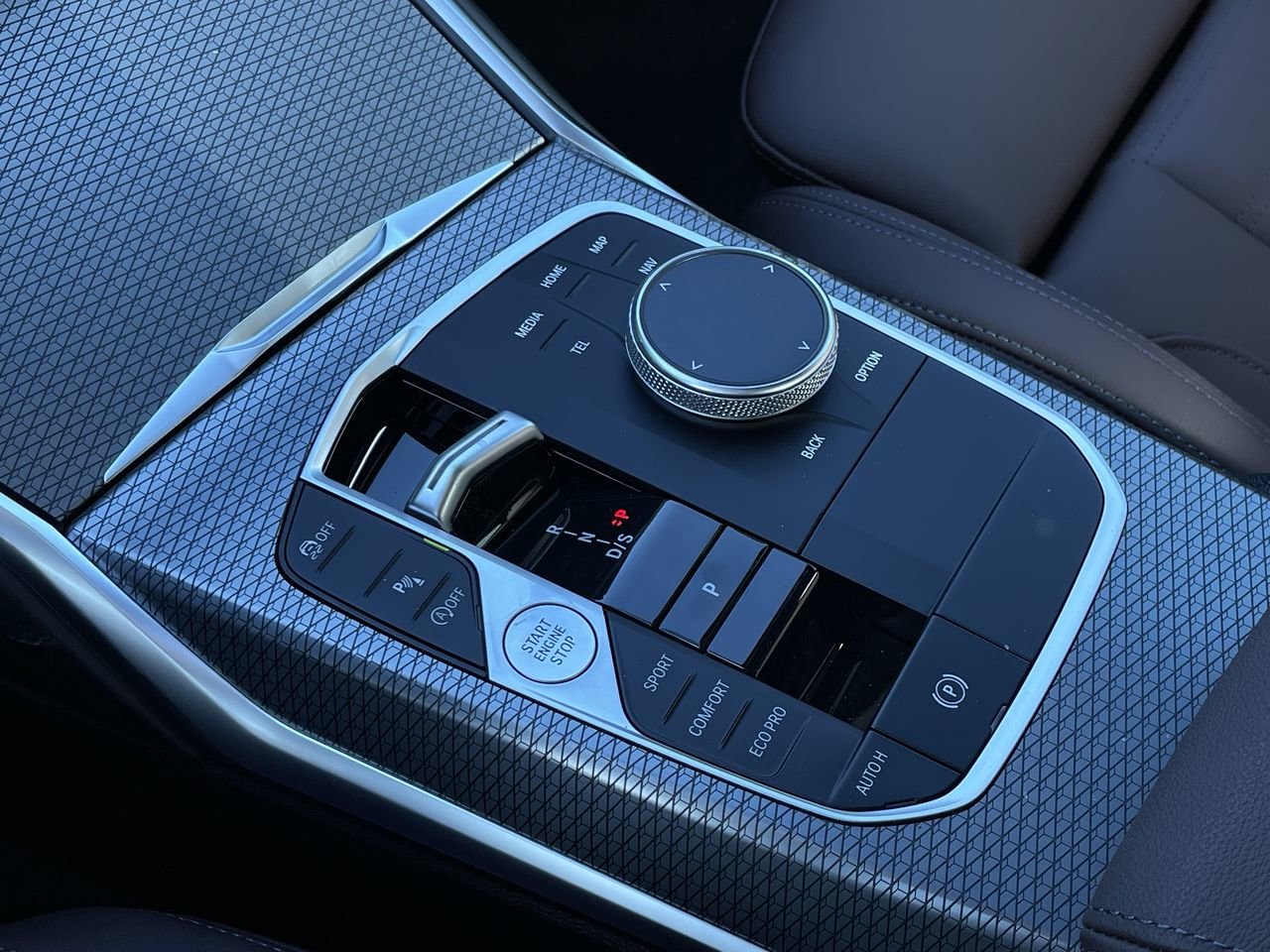 New 2023 Tanzanite Blue Metallic BMW 330i xDrive NA image 30