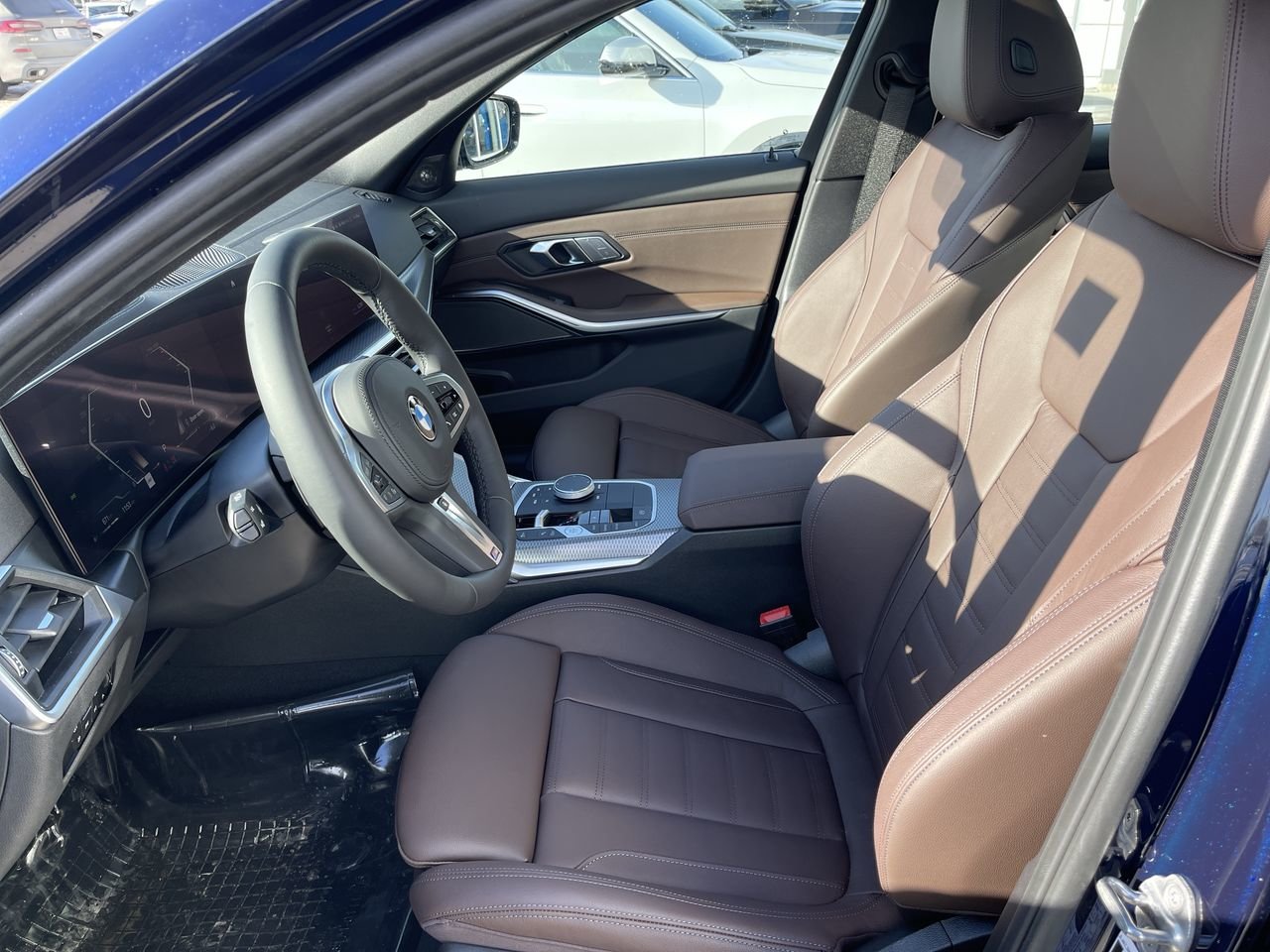 New 2023 Tanzanite Blue Metallic BMW 330i xDrive NA image 21