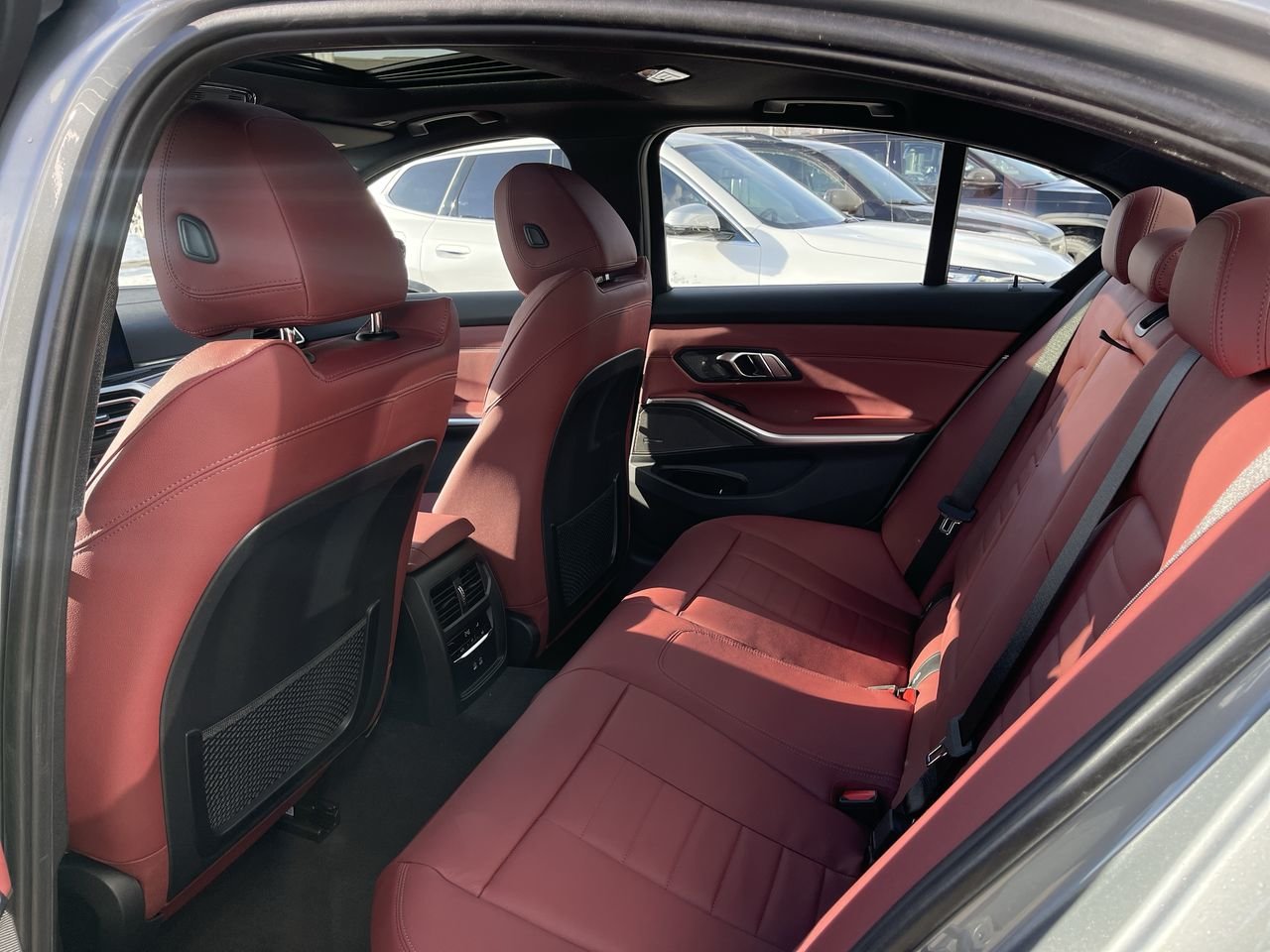New 2023 Skyscraper Grey Metallic BMW 330i xDrive image 33